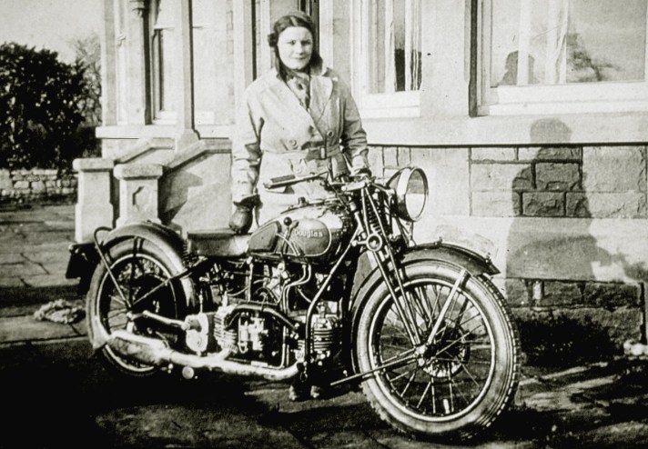 Rosie Douglas and Z1 Powerflow, c.1934